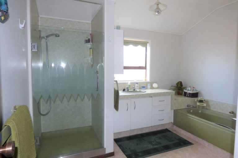 Photo of property in 1 Salisbury Crescent, Oamaru North, Oamaru, 9400