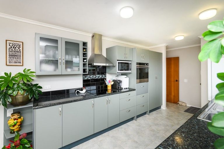 Photo of property in 10 Dewe Avenue, Feilding, 4702