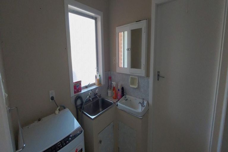 Photo of property in 1/196 Regan Street, Stratford, 4332