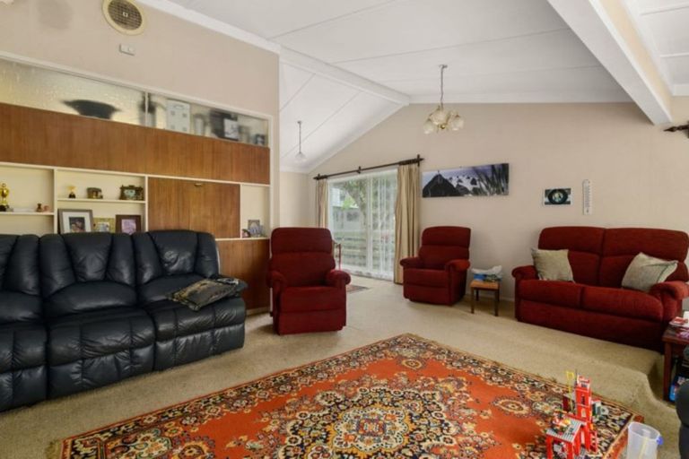 Photo of property in 3 Russell Crescent, Western Heights, Rotorua, 3015