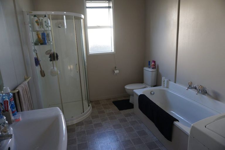 Photo of property in 1/705 Heretaunga Street East, Parkvale, Hastings, 4122