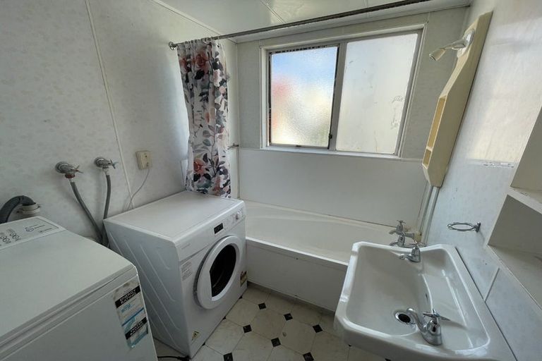 Photo of property in Adelphi Apartments, 183 The Terrace, Wellington Central, Wellington, 6011