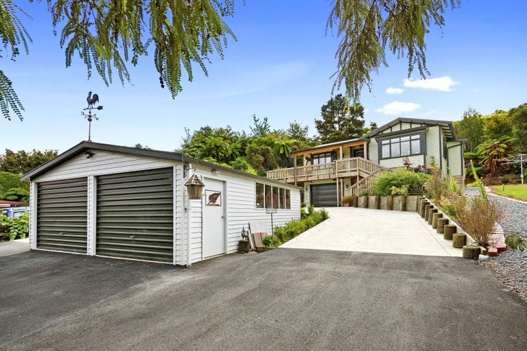 Photo of property in 25 Kahikatea Lane, Brown Owl, Upper Hutt, 5018