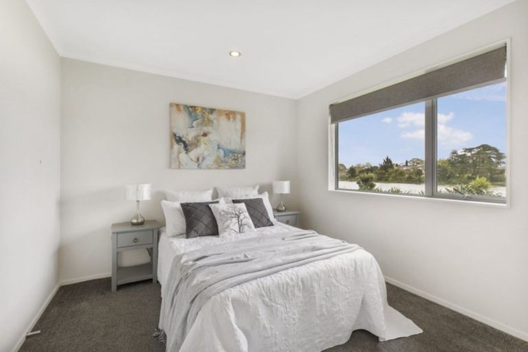 Photo of property in 2f Wood Street, Papakura, 2110
