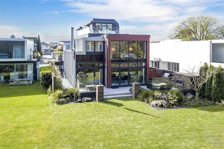 Photo of property in 4 Millbank Lane, Merivale, Christchurch, 8014