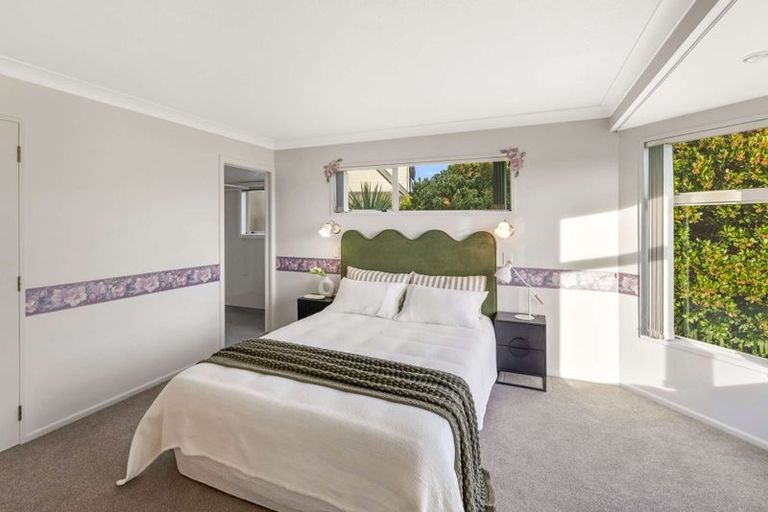 Photo of property in 43 Aotea Crescent, Gore, 9710