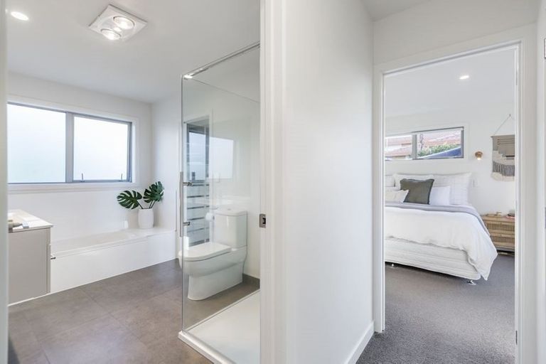 Photo of property in 42 Brightside Road, Stanmore Bay, Whangaparaoa, 0932