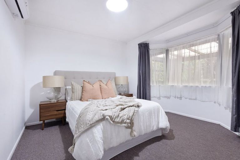Photo of property in 38 Carlton Terrace, Westown, New Plymouth, 4310