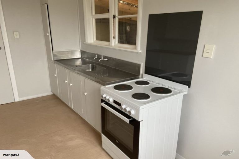 Photo of property in 19 Hulke Street, Foxton, 4814