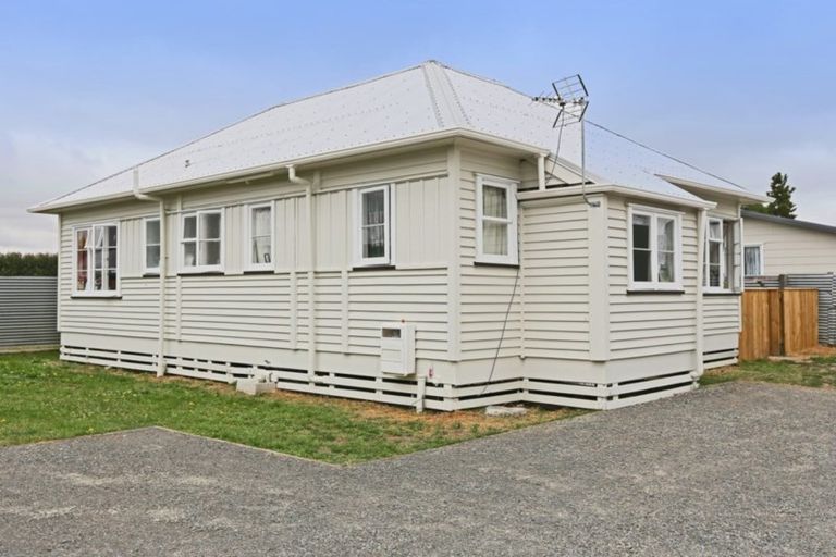 Photo of property in 335 Flaxmere Avenue, Flaxmere, Hastings, 4120