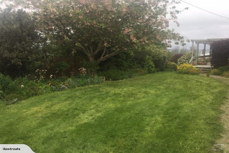 Photo of property in 21 Spiers Street, Kakanui, Oamaru, 9495