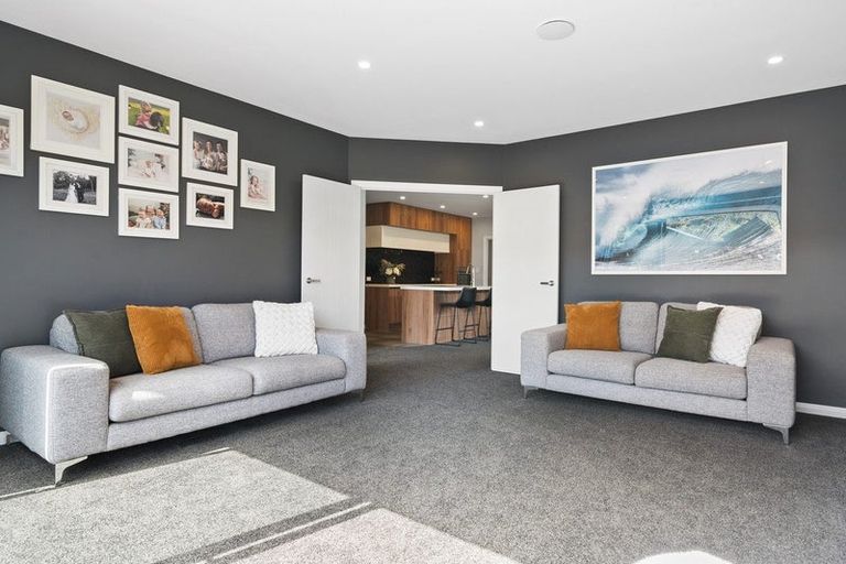 Photo of property in 34 Freedom Drive, Kelvin Grove, Palmerston North, 4414