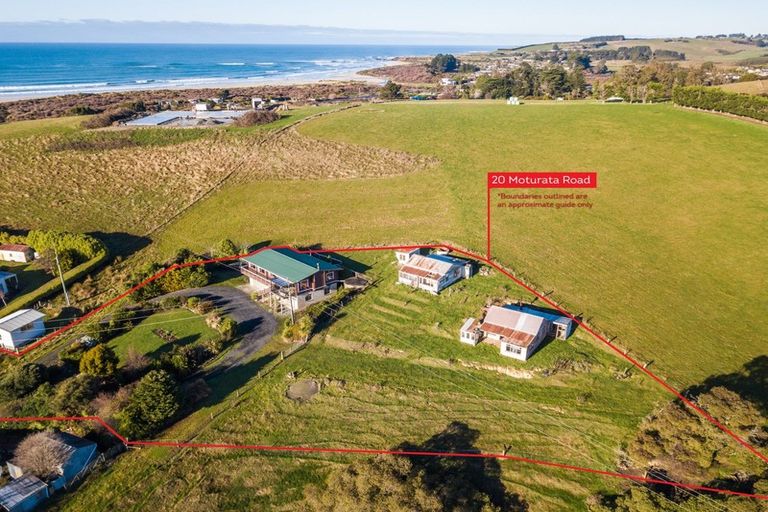 Photo of property in 20 Moturata Road, Taieri Beach, Taieri Mouth, 9091