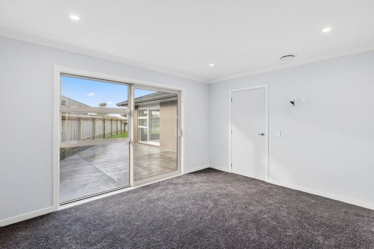 Photo of property in 9 Ahmad Close, Levin, 5510