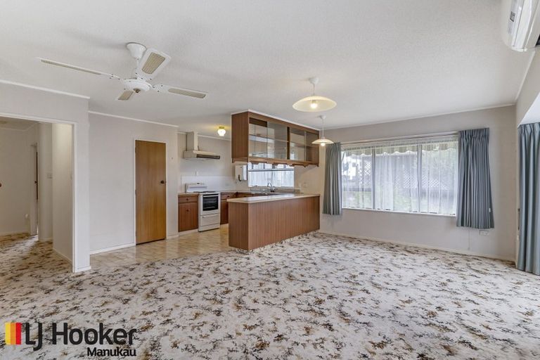 Photo of property in 221b Queen Street, Pukekohe, 2120
