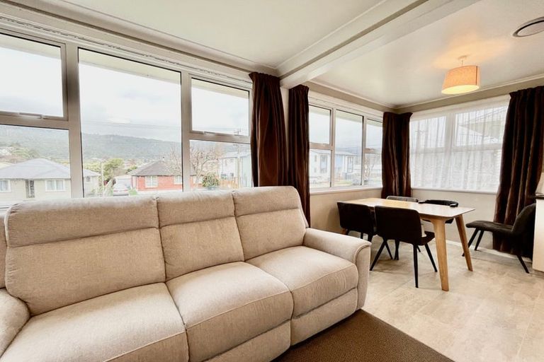 Photo of property in 146 George Street, Stokes Valley, Lower Hutt, 5019