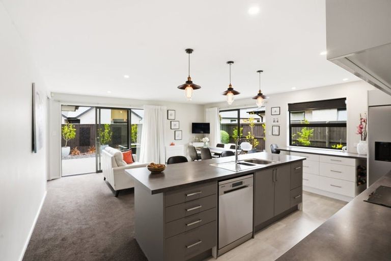 Photo of property in 902 Cashmere Road, Halswell, Christchurch, 8025