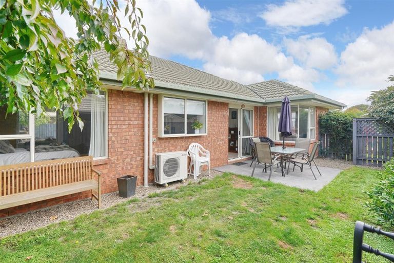 Photo of property in 1/2 Murfitt Place, Sockburn, Christchurch, 8042