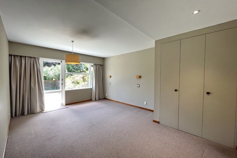 Photo of property in 39 Acheron Road, Paremata, Porirua, 5026