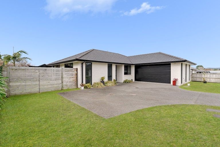 Photo of property in 30 Applin Lane, Pyes Pa, Tauranga, 3112