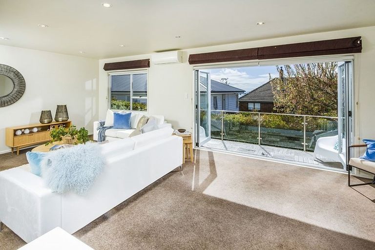 Photo of property in 1/27 Park Rise, Campbells Bay, Auckland, 0630
