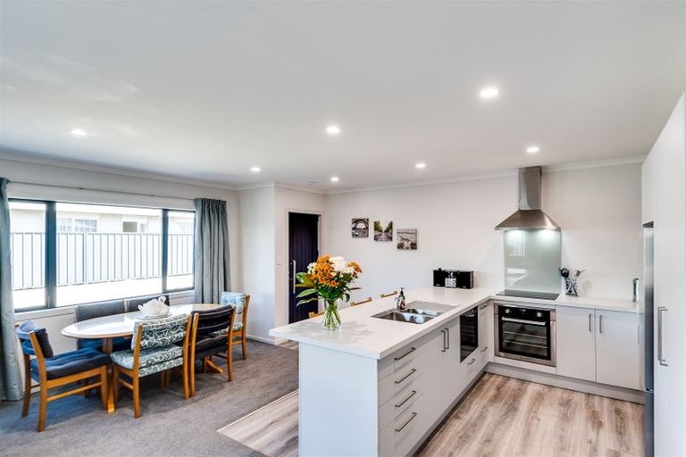 Photo of property in 62a Puketapu Road, Taradale, Napier, 4112