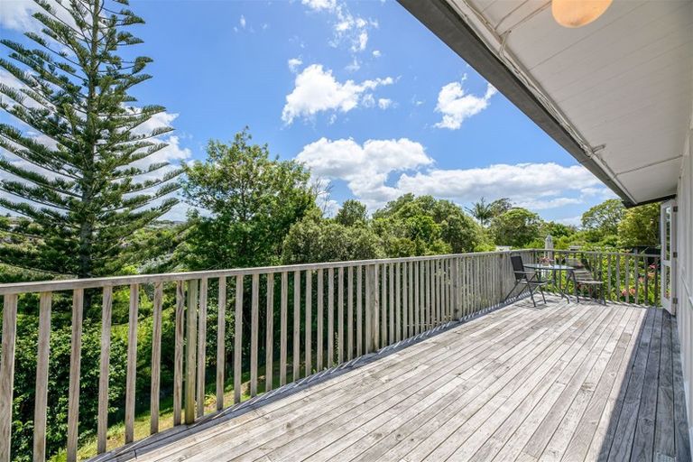 Photo of property in 137 Stredwick Drive, Torbay, Auckland, 0630