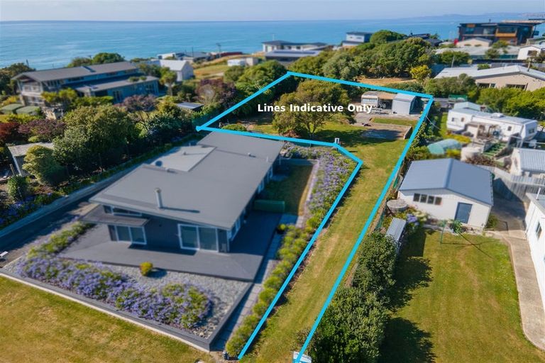 Photo of property in 9 Magdala Street, Kakanui, Oamaru, 9495