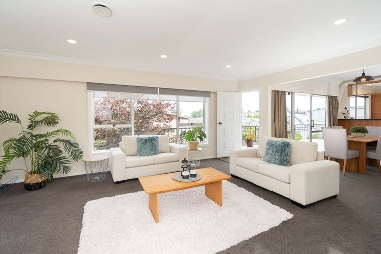 Photo of property in 10 Leyton Place, Nawton, Hamilton, 3200