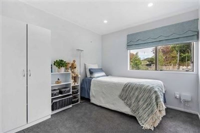 Photo of property in 108 Weatherly Road, Torbay, Auckland, 0630