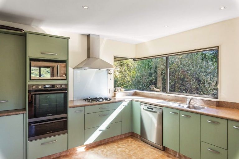 Photo of property in 84 Derham Road, Te Horo, Otaki, 5581