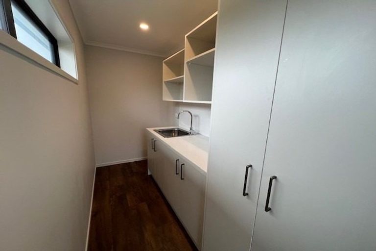 Photo of property in 4 Hooton Drive, Kumeu, 0810