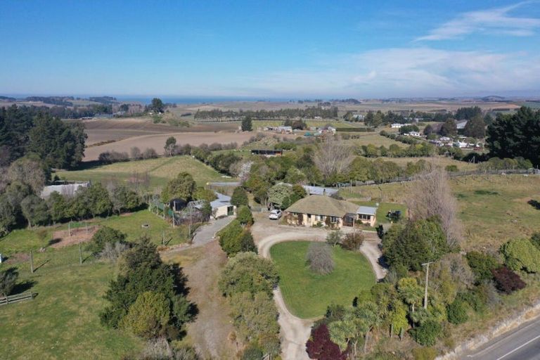 Photo of property in 201 Oamaru-alma Road, Deborah, Oamaru, 9491
