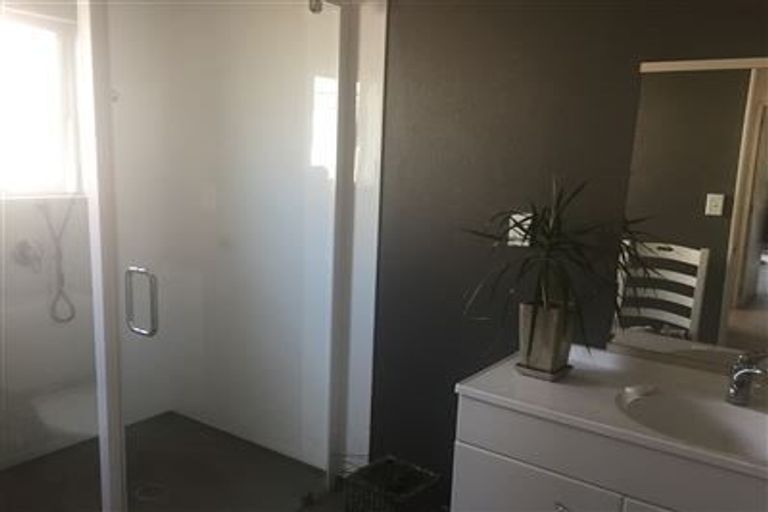 Photo of property in 5/28 Third Avenue, Tauranga, 3110