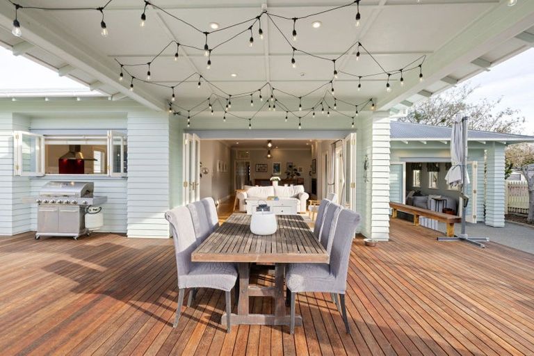 Photo of property in 30 Williams Street, Cambridge, 3434