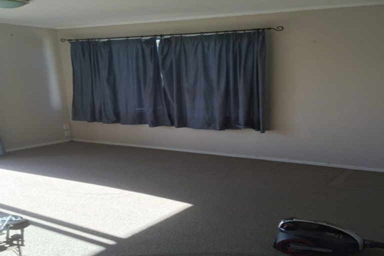 Photo of property in 191 Hobsonville Road, Hobsonville, Auckland, 0618