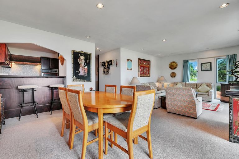 Photo of property in 10/34 Waiwera Place, Waiwera, Orewa, 0994