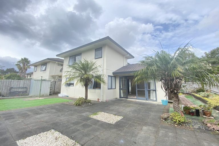 Photo of property in 4/26 Roanoke Way, Albany, Auckland, 0632