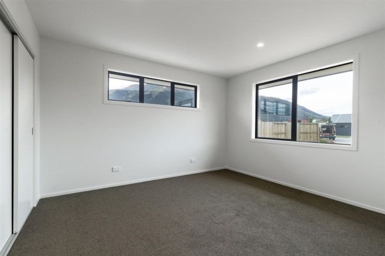 Photo of property in 14 Teal Place, Lake Hawea, Wanaka, 9382