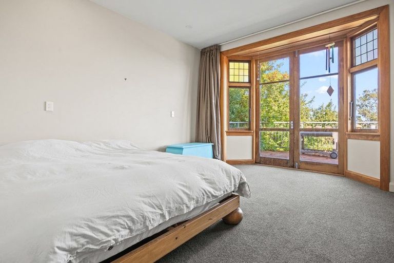 Photo of property in 40 Hackthorne Road, Cashmere, Christchurch, 8022