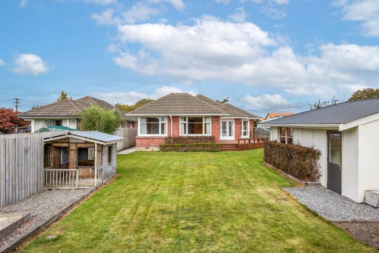 Photo of property in 3 Roslyn Avenue, Mairehau, Christchurch, 8052