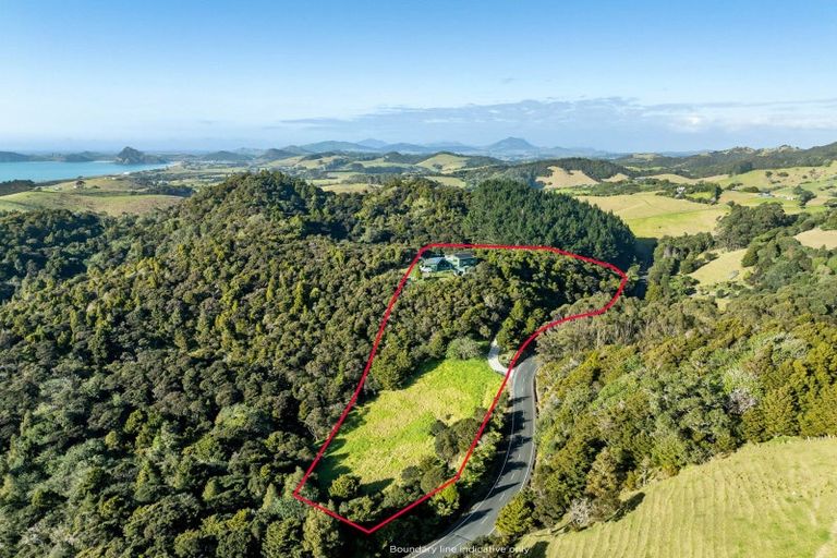Photo of property in 1559 Pataua Road North, Pataua North, Whangarei, 0175