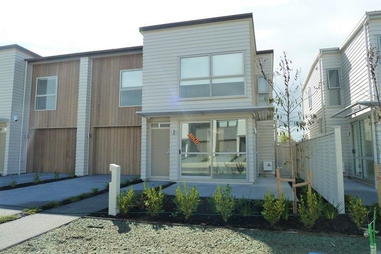 Photo of property in 24 Costa Viva Crescent, Karaka, Papakura, 2113