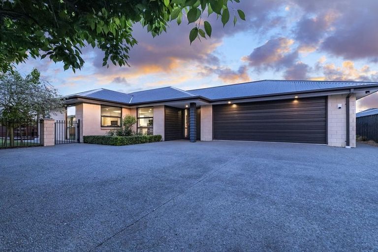 Photo of property in 8 Whitney Court, Rolleston, 7615