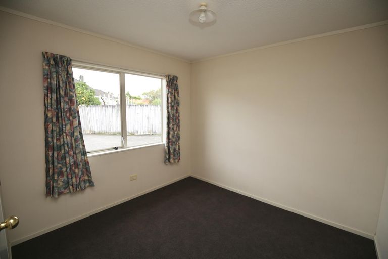 Photo of property in 8a Le Quesne Place, Fairfield, Hamilton, 3214