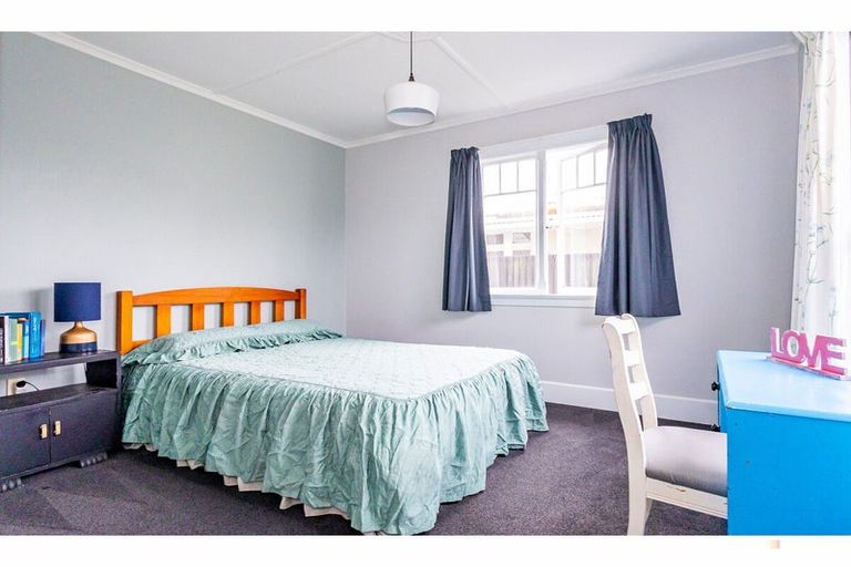 Photo of property in 19 Parsonage Road, Waimate, 7924