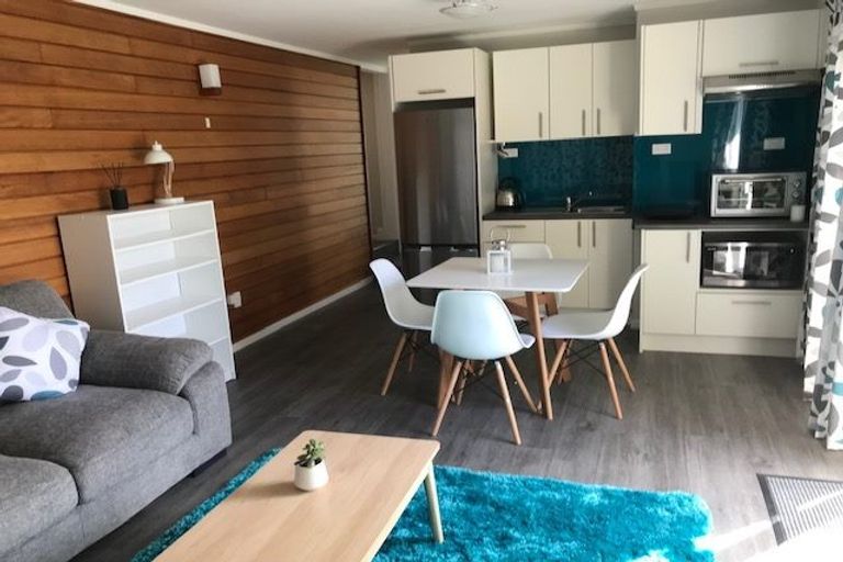 Photo of property in 7 Malvina Place, Bucklands Beach, Auckland, 2014