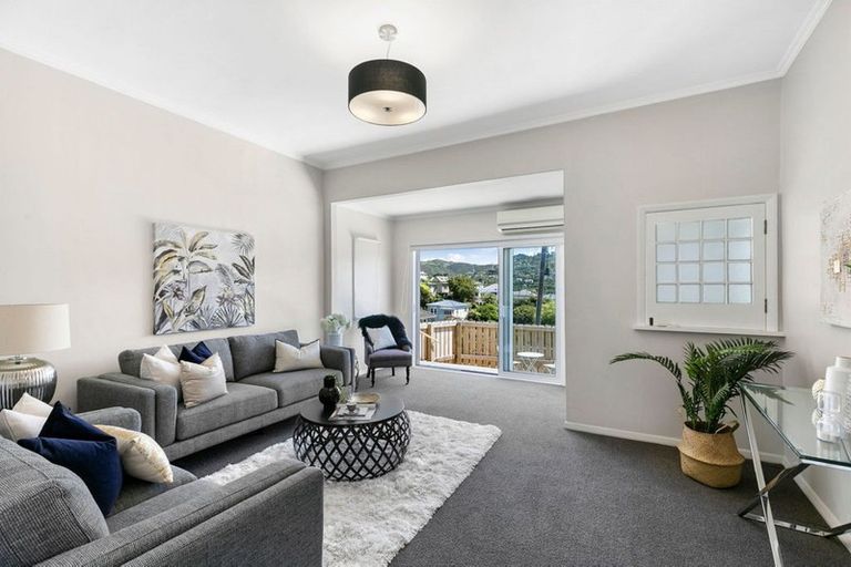 Photo of property in 19 Fernhill Terrace, Wadestown, Wellington, 6012