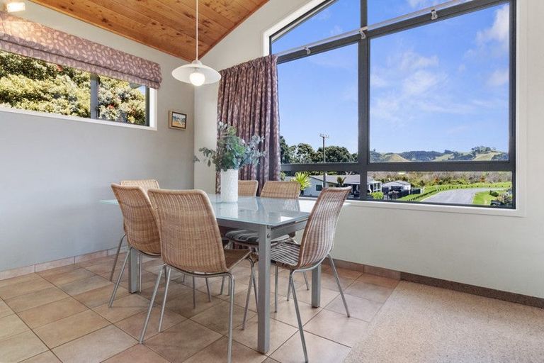 Photo of property in 5a Hillview Road, Waihi Beach, 3611