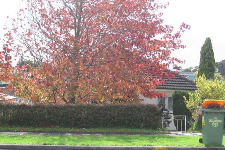 Photo of property in 3/16 Evans Road, Glen Eden, Auckland, 0602